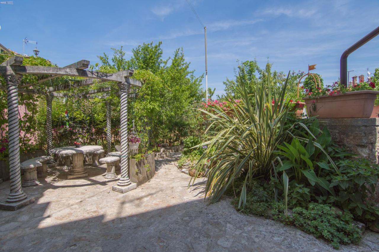 Secret Garden Apartment بوريتش المظهر الخارجي الصورة